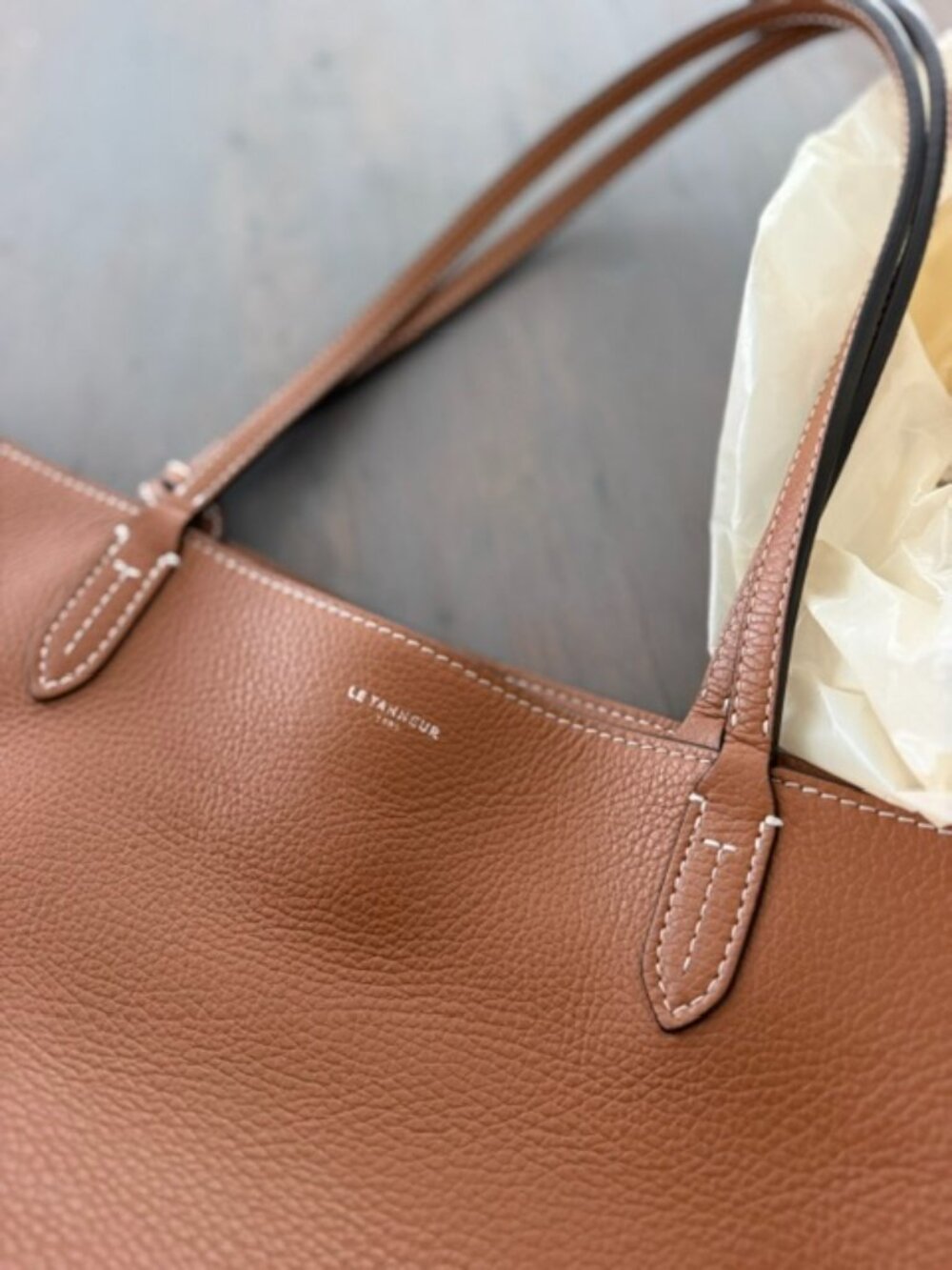 Le Tanneur Louise Large Mahagony Brown Grained Leather Tote with zip pouch